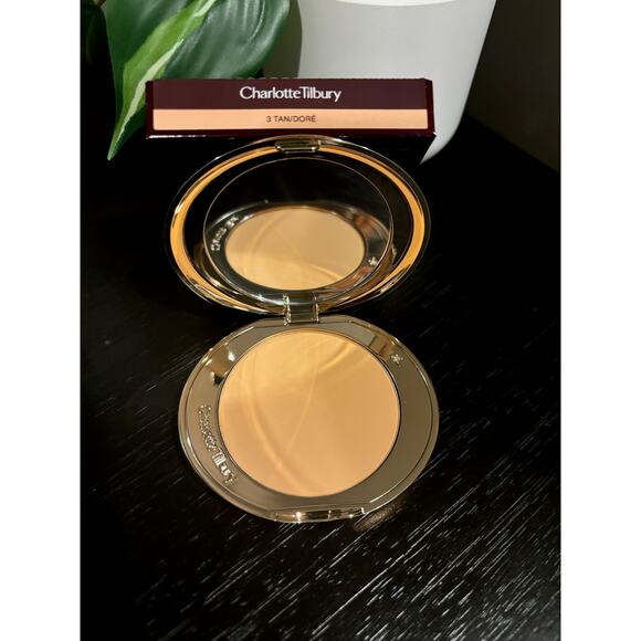 Charlotte Tilbury Airbrush Flawless Finish Setting Powder | 3 TAN - Picture 1 of 1